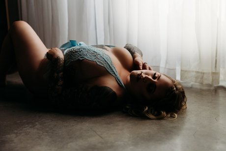 Photo nue de fuite OnlyFans de Kay G