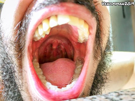 Photo nue de fuite OnlyFans de Alexandervenom