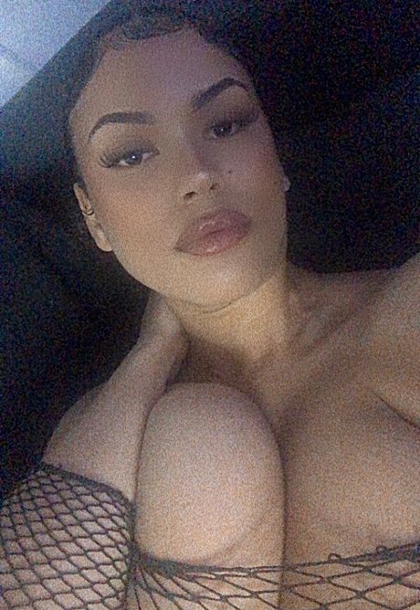 Photo nue de fuite OnlyFans de Alexxxxisuk