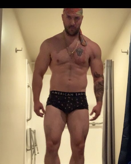 Photo nue de fuite OnlyFans de Keenan