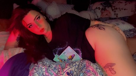 Photo nue de fuite OnlyFans de Smoll Goth Gf