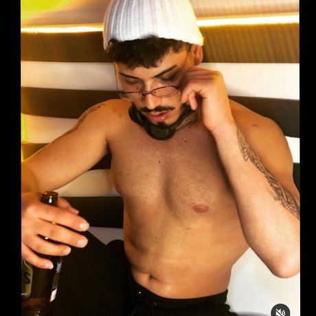 Photo nue de fuite OnlyFans de Mer Demir