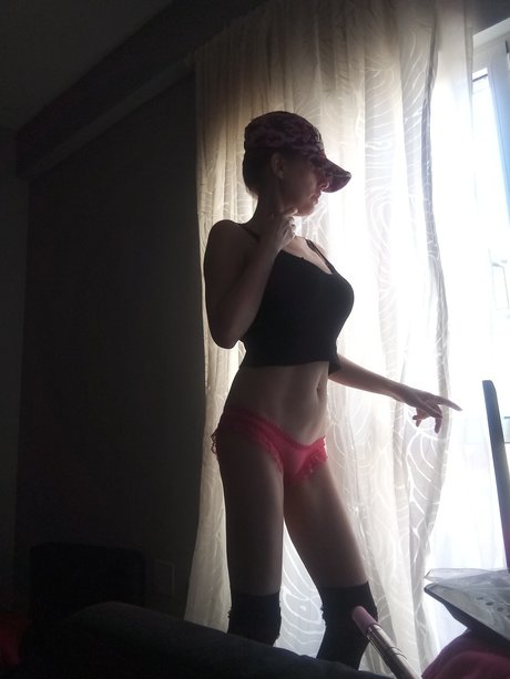 Photo nue de fuite OnlyFans de Abril Sant