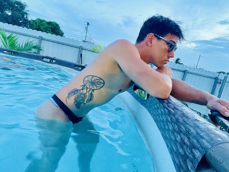 Photo nue de fuite OnlyFans de Abrax