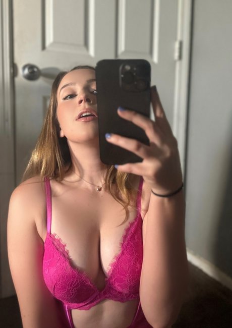 Photo nue de fuite OnlyFans de Addy