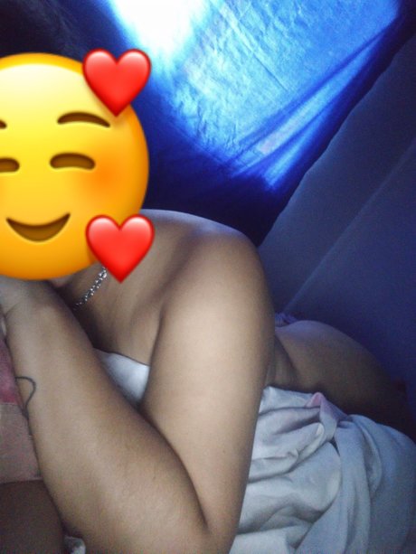 Photo nue de fuite OnlyFans de Abril Vernica