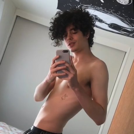Photo nue de fuite OnlyFans de Oli Rhoades