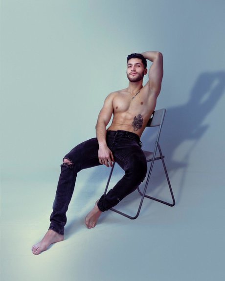 Photo nue de fuite OnlyFans de Juan Pablo Ortiz