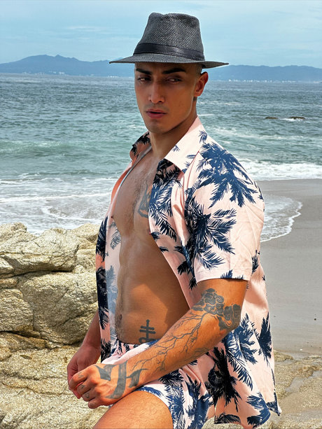 Photo nue de fuite OnlyFans de Juan Pablo King
