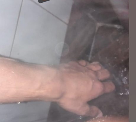 Photo nue de fuite OnlyFans de Esteban Santos
