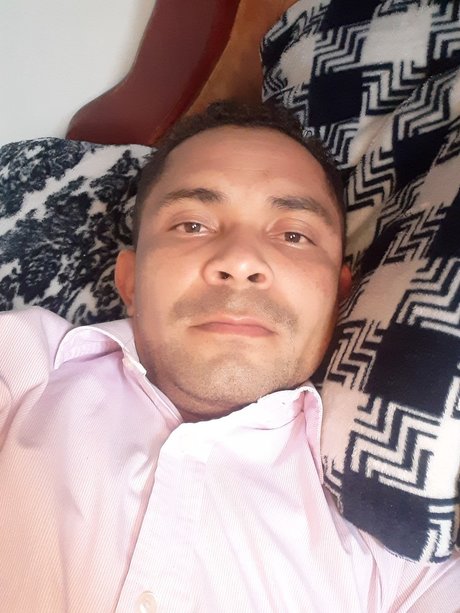 Photo nue de fuite OnlyFans de Reivo35