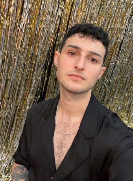 Photo nue de fuite OnlyFans de Dio