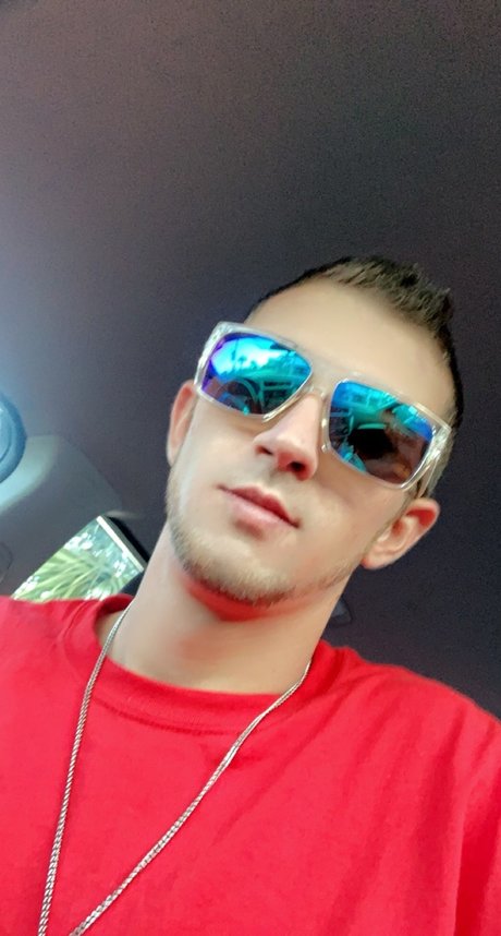 Photo nue de fuite OnlyFans de Mcaddend