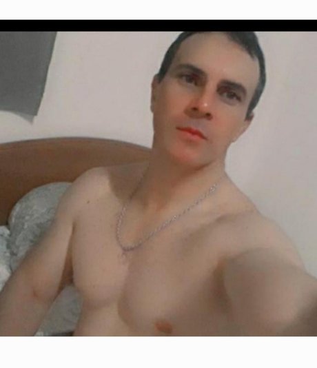 Photo nue de fuite OnlyFans de Orlando Diaz