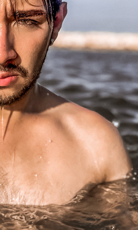 Photo nue de fuite OnlyFans de Abraham