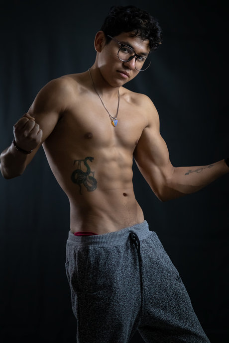 Photo nue de fuite OnlyFans de Alan Ruiz