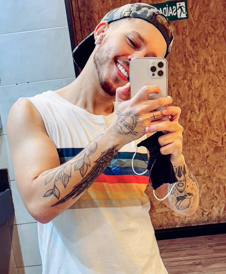 Photo nue de fuite OnlyFans de Renato Santana
