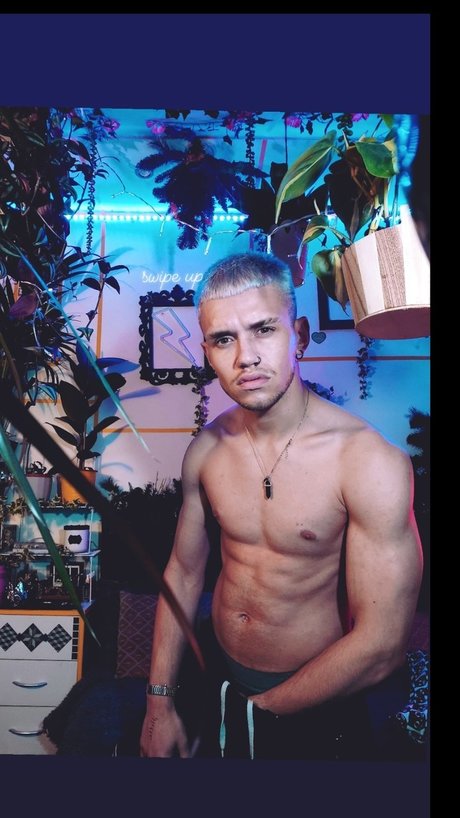 Photo nue de fuite OnlyFans de Onyx Lorenzo