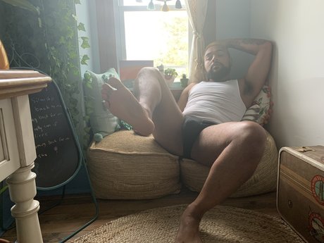 Photo nue de fuite OnlyFans de Papi Los