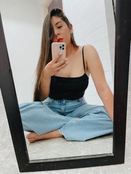 Photo nue de fuite OnlyFans de Alejandra