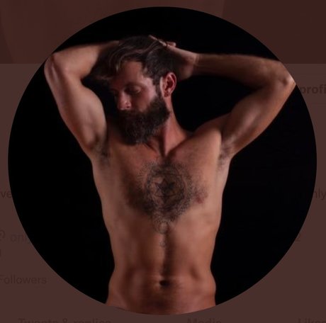 Photo nue de fuite OnlyFans de Alpha Andre