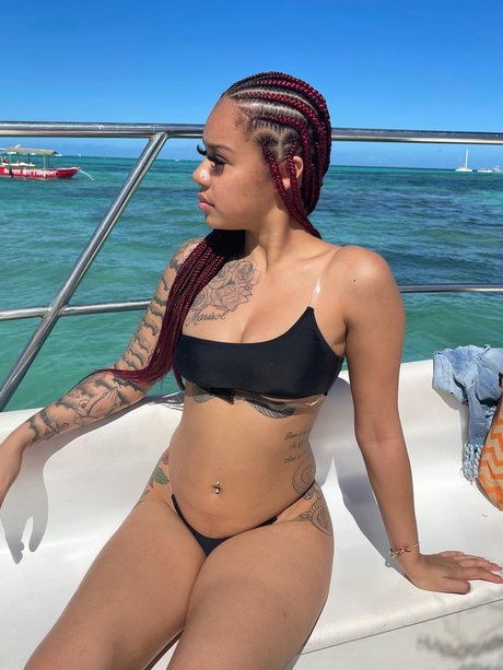 Photo nue de fuite OnlyFans de Penny 