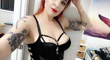 Photo nue de fuite OnlyFans de Penny Deadful