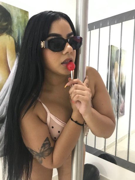 Photo nue de fuite OnlyFans de Penelope69