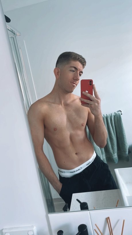 Photo nue de fuite OnlyFans de Tristan  