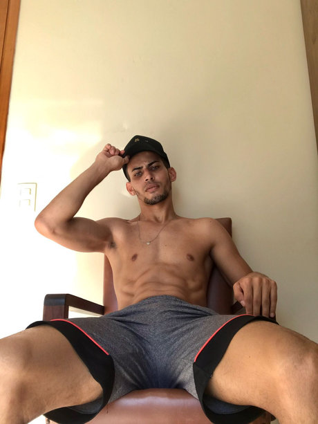 Photo nue de fuite OnlyFans de Paullo Costa