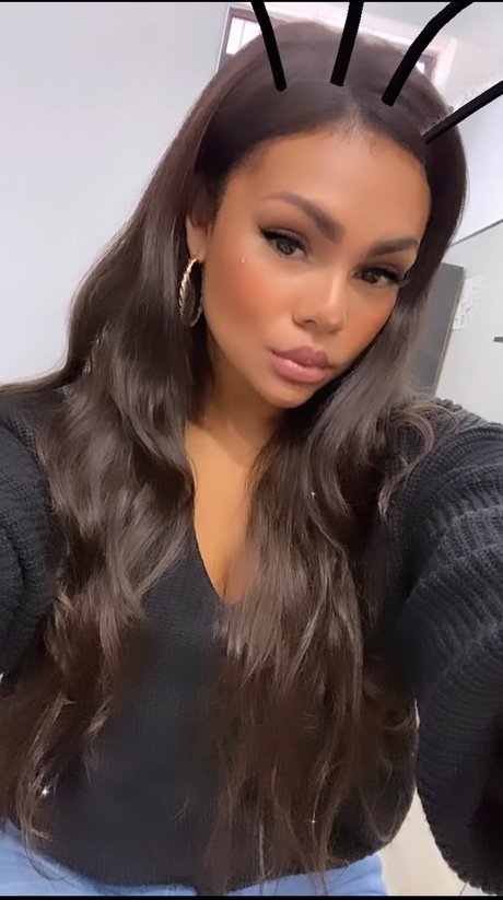 Photo nue de fuite OnlyFans de Paulina Pauly