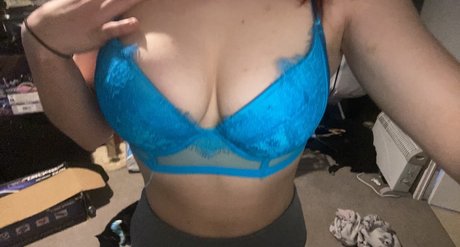Photo nue de fuite OnlyFans de Annya
