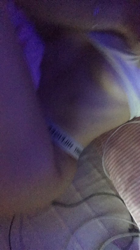 Photo nue de fuite OnlyFans de Nikola Bajkov