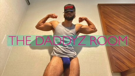Photo nue de fuite OnlyFans de Daddyzroom