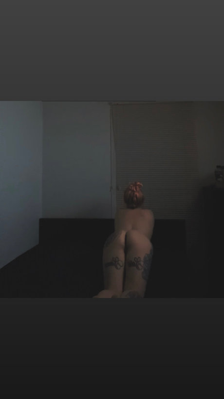 Pinkhairedbitch