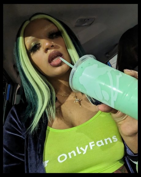 Photo nue de fuite OnlyFans de Dime Davenport