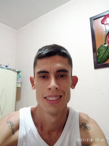 Photo nue de fuite OnlyFans de Julian Camilo Marroquin
