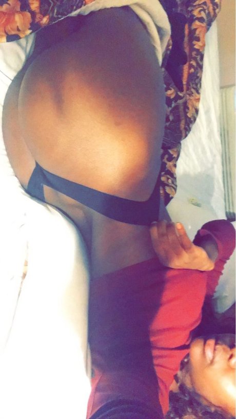 Photo nue de fuite OnlyFans de Exoticalana