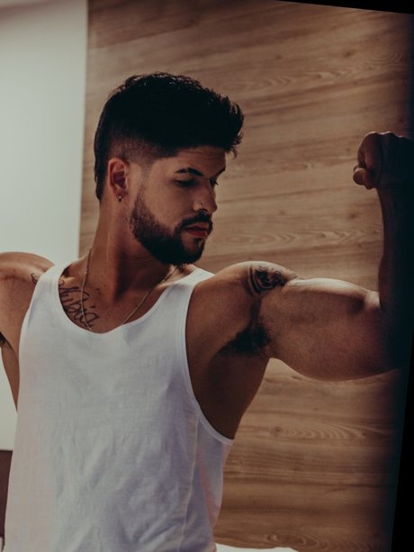 Photo nue de fuite OnlyFans de Petes Evans