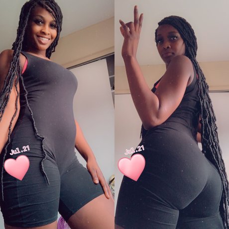 Photo nue de fuite OnlyFans de Karmail Brown