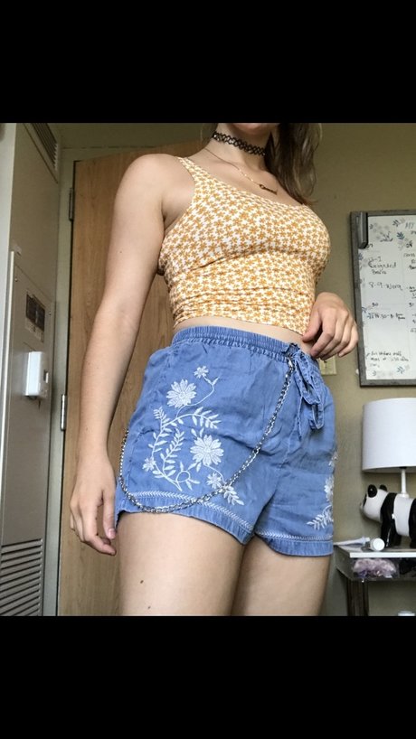 Photo nue de fuite OnlyFans de Cori Pine