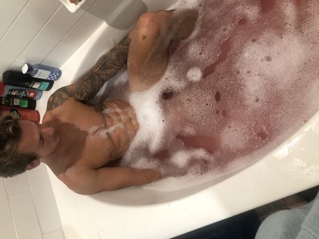 Photo nue de fuite OnlyFans de Connor Hart