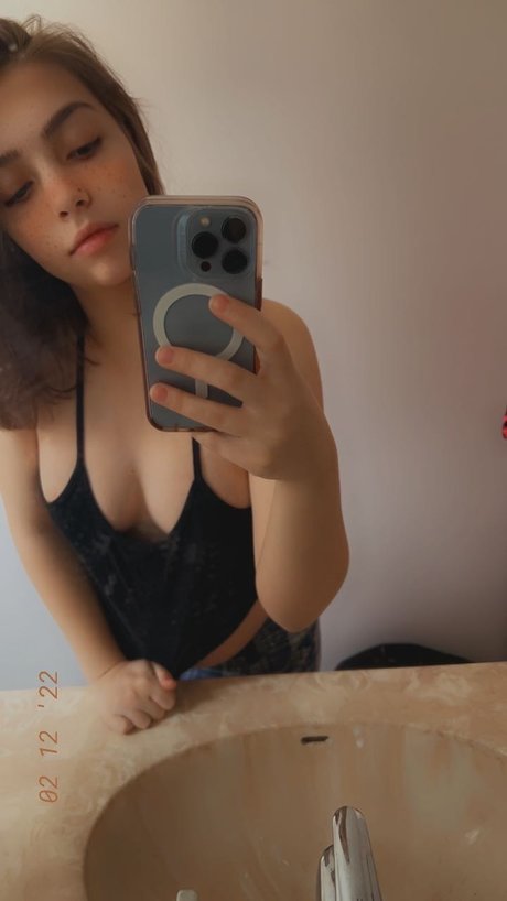 Photo nue de fuite OnlyFans de Pregomama2023