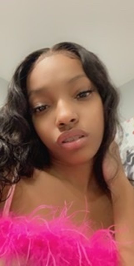 Photo nue de fuite OnlyFans de Barbie