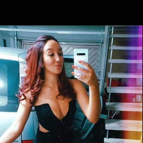Photo nue de fuite OnlyFans de Poliana Santiago