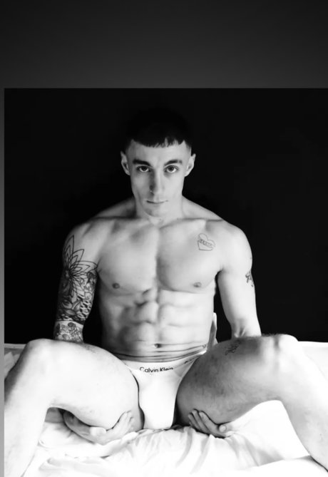 Photo nue de fuite OnlyFans de Milo Markx