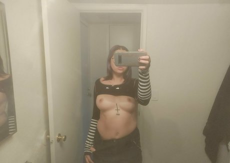 Photo nue de fuite OnlyFans de Evs0up