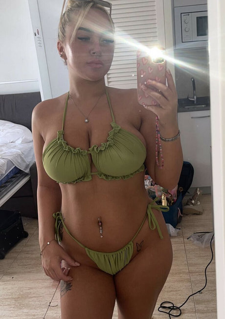 Photo nue de fuite OnlyFans de Caoimhe Moreland