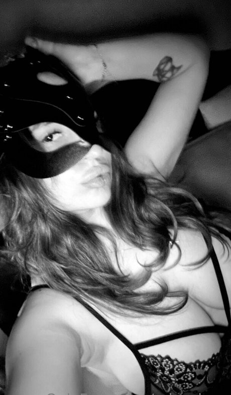 Photo nue de fuite OnlyFans de Miavixen