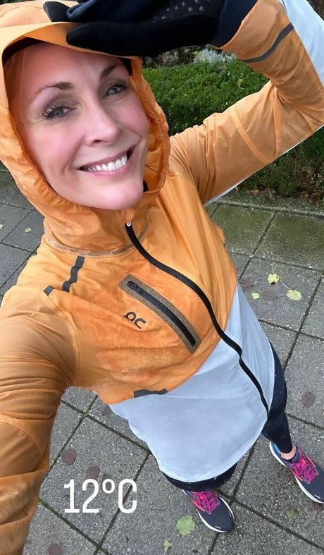 Photo nue de fuite OnlyFans de Jenni Falconer